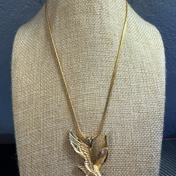 Gold Tone Chain  Flying Eagle Rhinestone Pendant Necklace Statement Bird - Picture 2 of 4